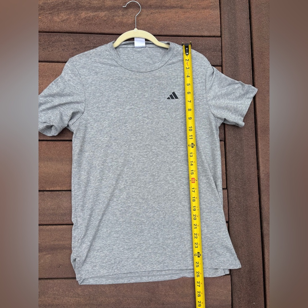 Adidas Gray Men's T-Shirt Sz XS